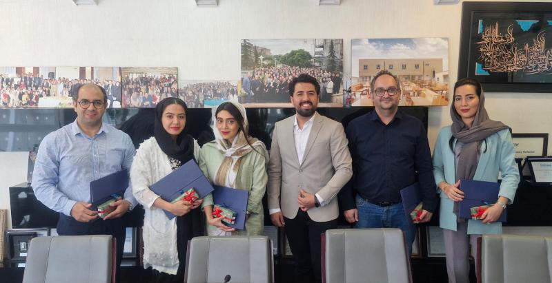 مراسم تقدیر از مدرسان درمان یاب